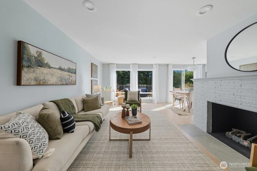 Property photo for 9514 44th Avenue Ne, Seattle photo 4