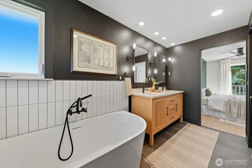 Property photo for 9514 44th Avenue Ne, Seattle photo 17