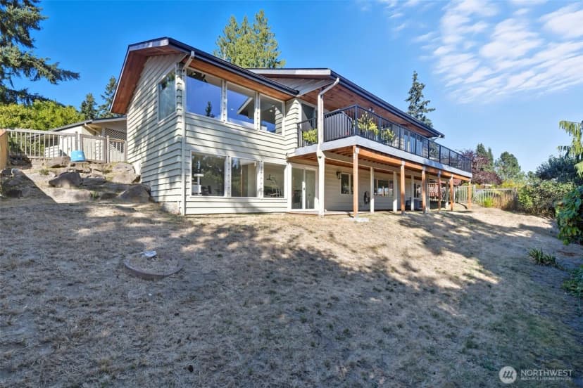 Property photo for 12455 Se 26th Place, Bellevue photo 3