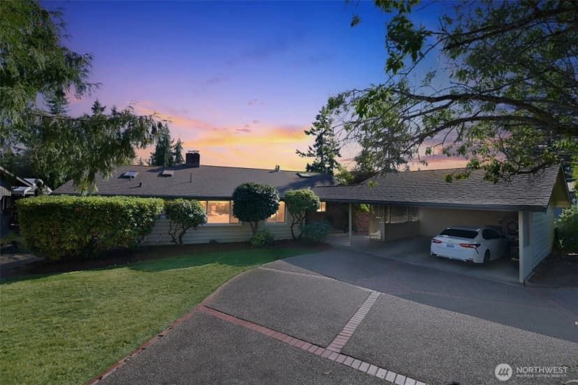 Property photo for 12455 Se 26th Place, Bellevue
