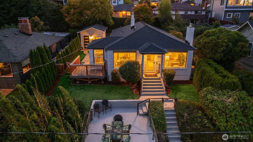 Property photo for 3257 37th Avenue Sw, Seattle photo 40