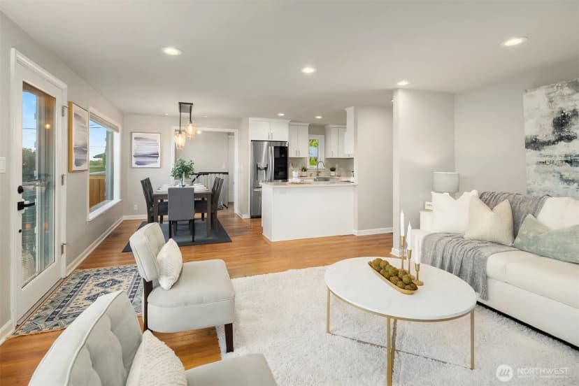 Property photo for 3257 37th Avenue Sw, Seattle photo 6