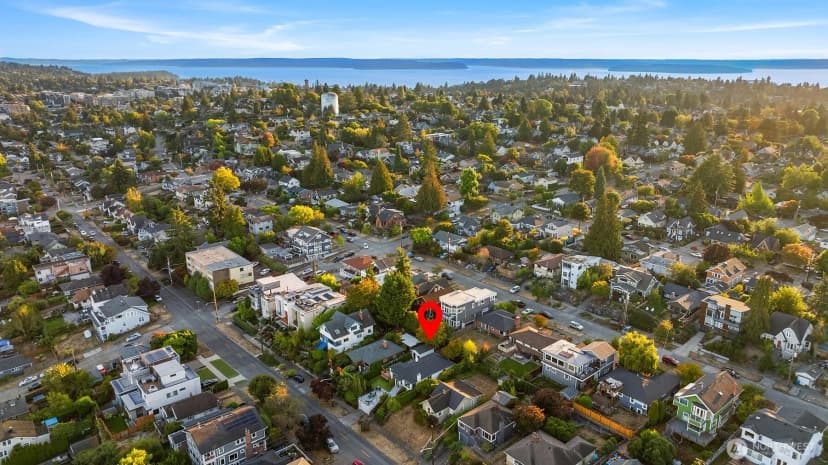 Property photo for 3257 37th Avenue Sw, Seattle photo 37