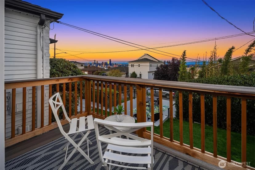 Property photo for 3257 37th Avenue Sw, Seattle photo 28