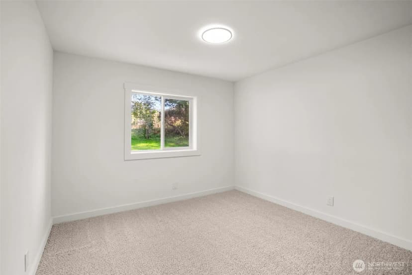 Property photo for 7132 Hawks Prairie Road Ne, Olympia photo 18