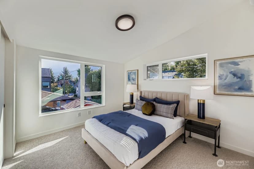Property photo for 5715 35th Avenue Ne, Seattle photo 17