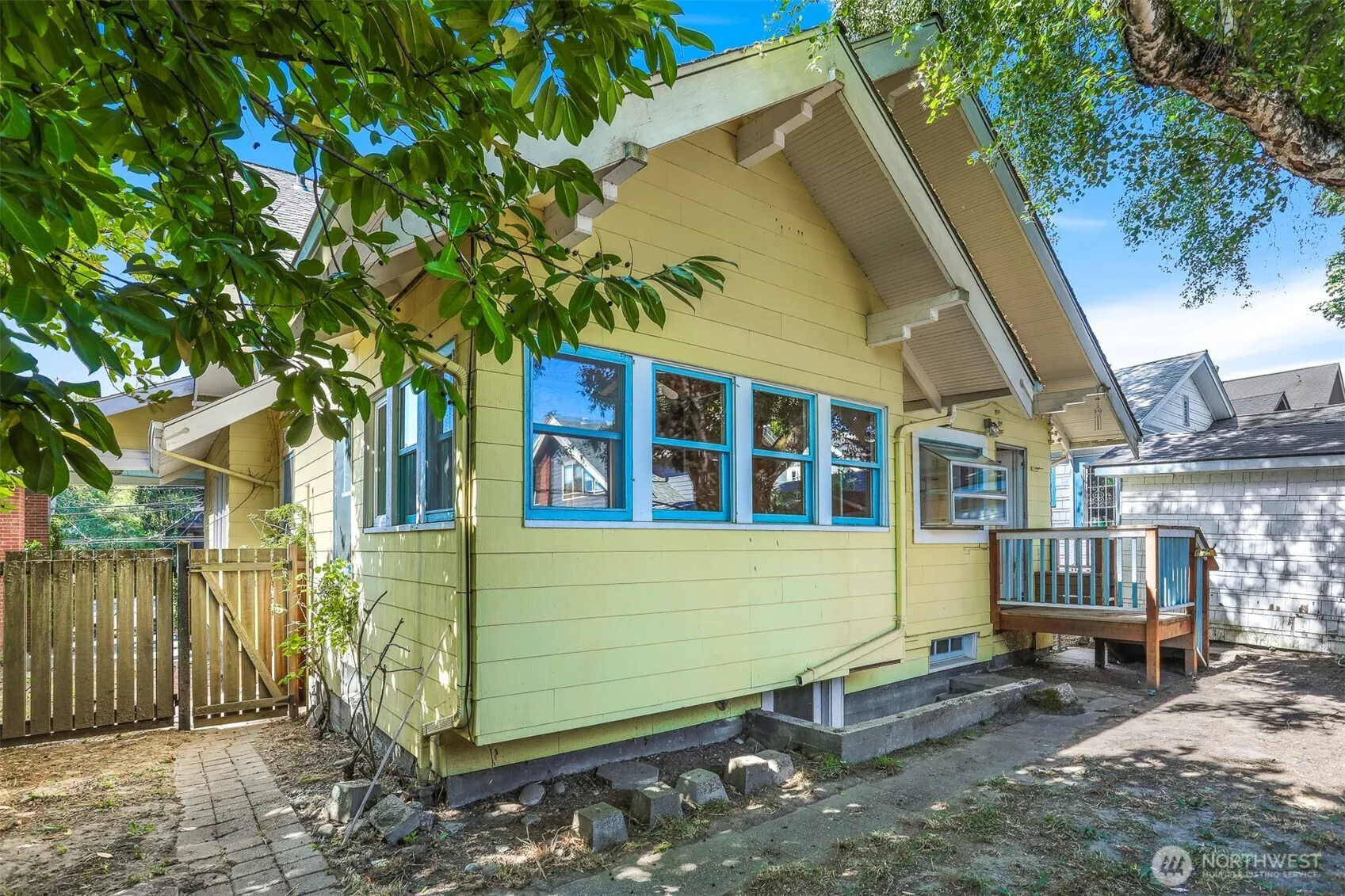 Property photo for 2518 31st Avenue S, Seattle photo 14
