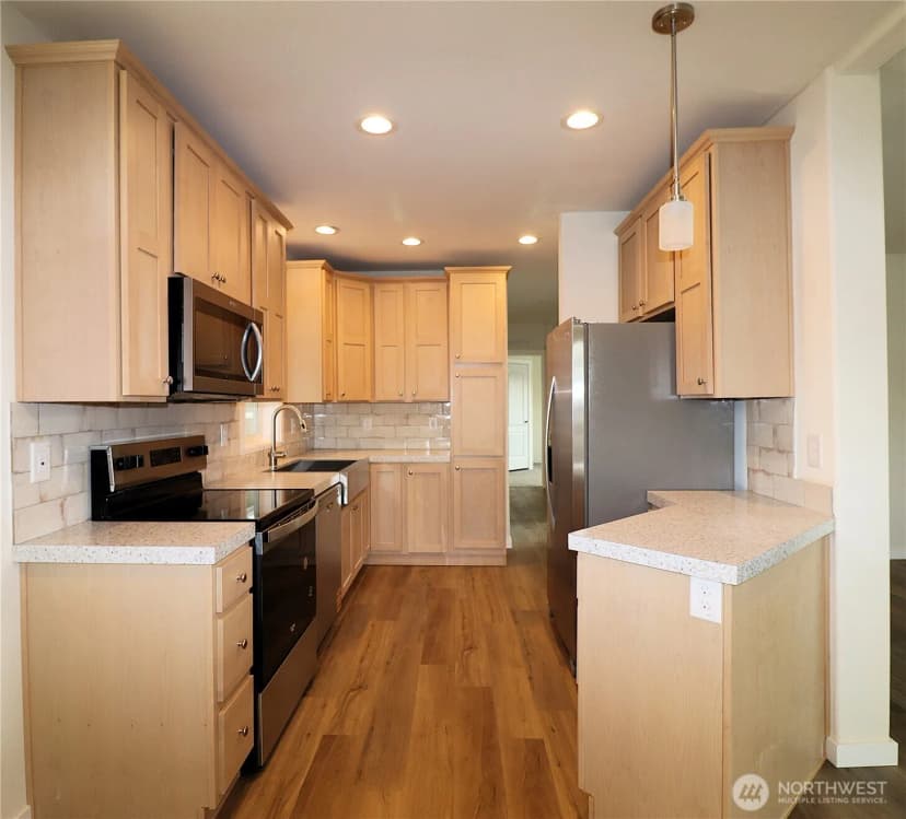 Property photo for 3420 S 182nd Place #209, Sea Tac photo 8