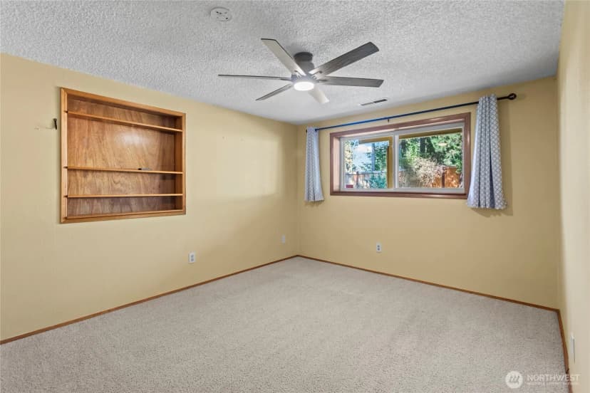 Property photo for 6201 117th Street Ct E, Puyallup photo 16