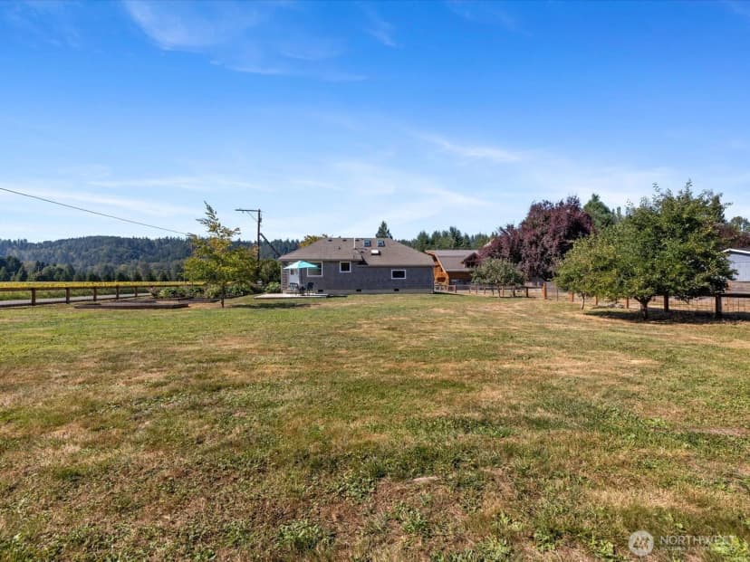 Property photo for 5504 318th Avenue Ne, Carnation photo 31