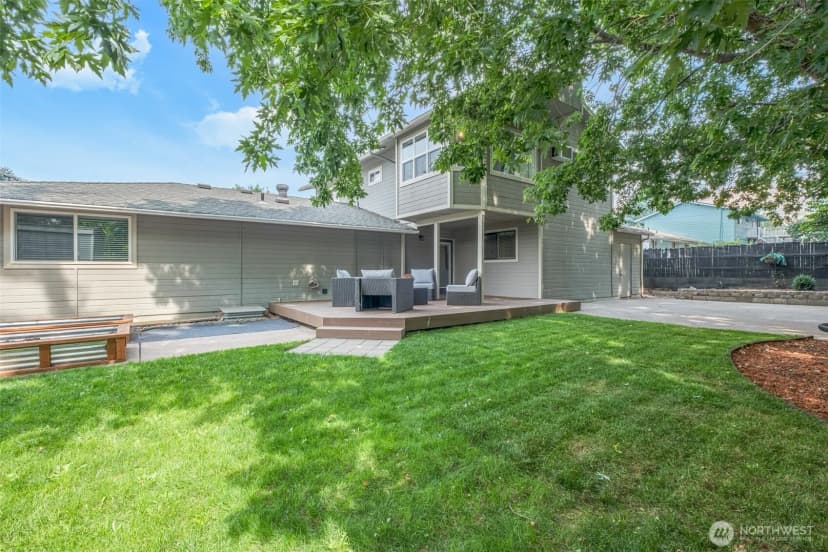Property photo for 24 Hadley Street Ne, East Wenatchee photo 17