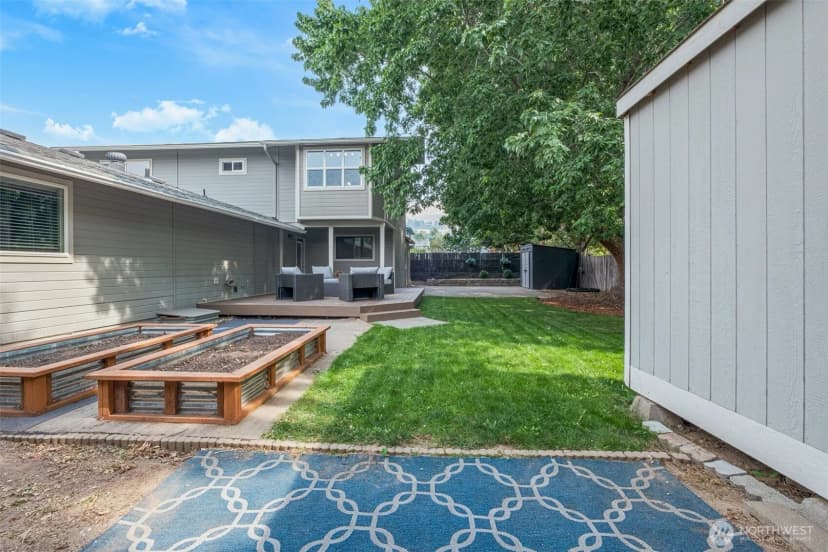 Property photo for 24 Hadley Street Ne, East Wenatchee photo 19