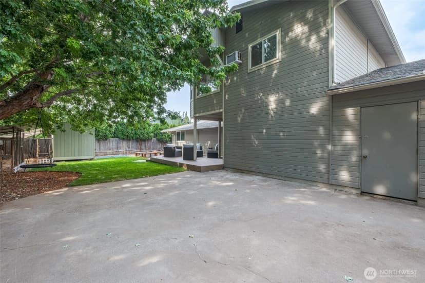 Property photo for 24 Hadley Street Ne, East Wenatchee photo 21