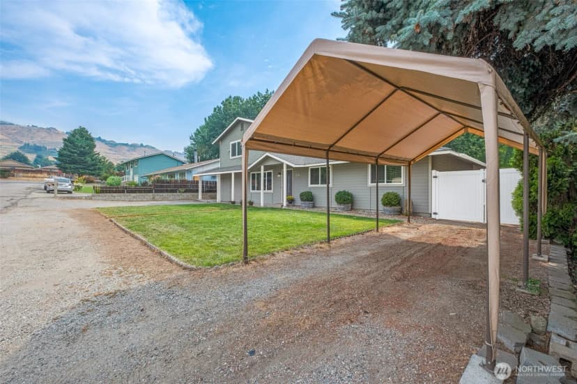 Property photo for 24 Hadley Street Ne, East Wenatchee photo 37