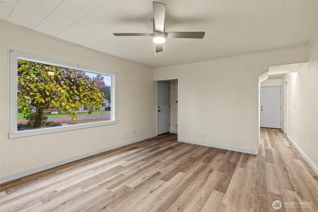 Property photo for 741 5th Avenue Sw, Castle Rock photo 5