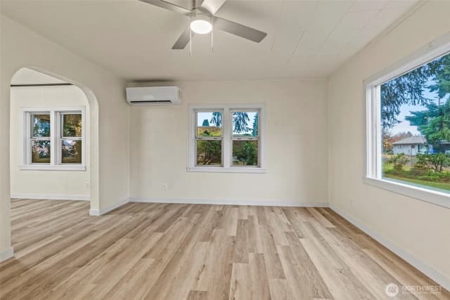 Property photo for 741 5th Avenue Sw, Castle Rock photo 3