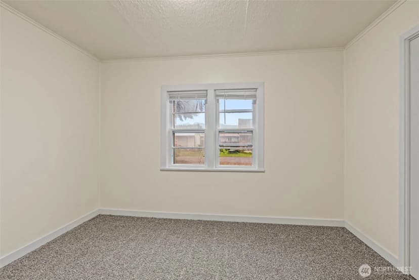 Property photo for 741 5th Avenue Sw, Castle Rock photo 14