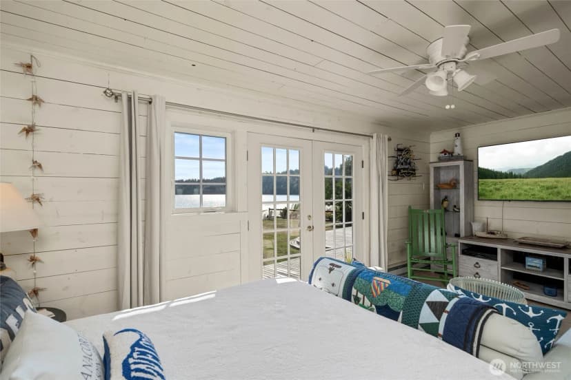 Property photo for 13197 Satterlee Rd, Anacortes photo 24