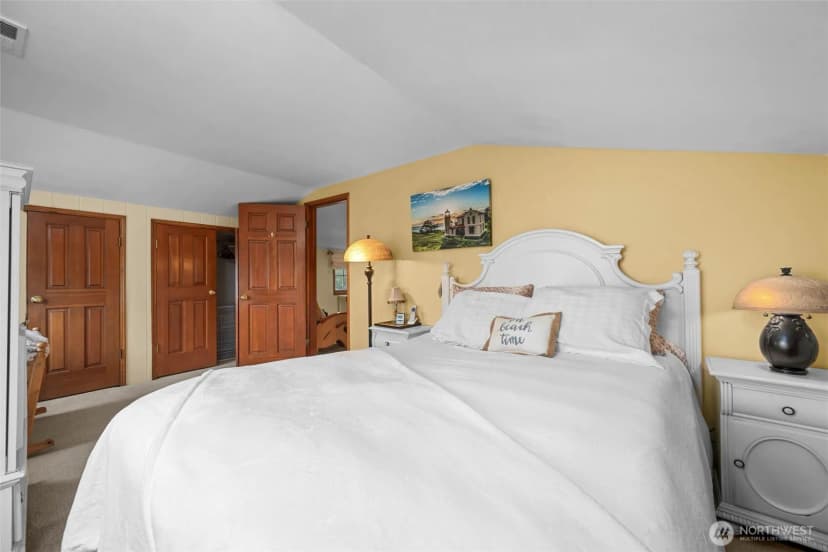 Property photo for 13197 Satterlee Rd, Anacortes photo 18