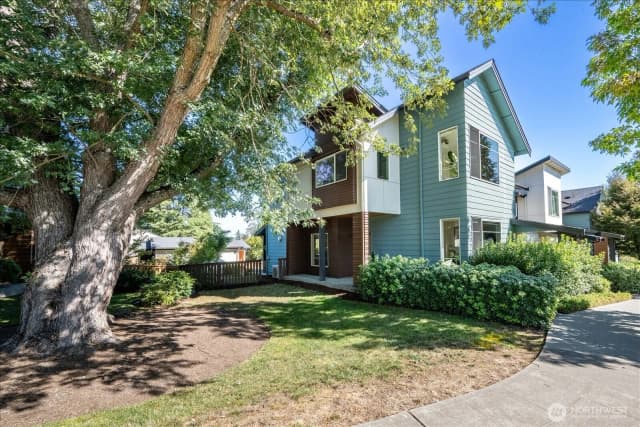 Property photo for 3016 S Adams Street, Seattle