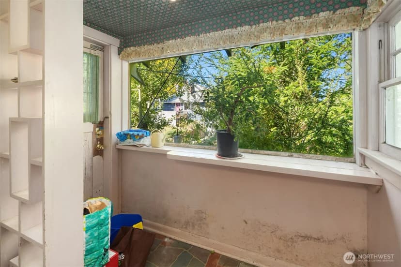 Property photo for 5202 35th Avenue Sw, Seattle photo 19