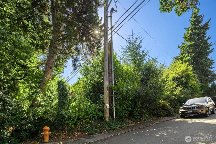 Property photo for 5202 35th Avenue Sw, Seattle photo 29