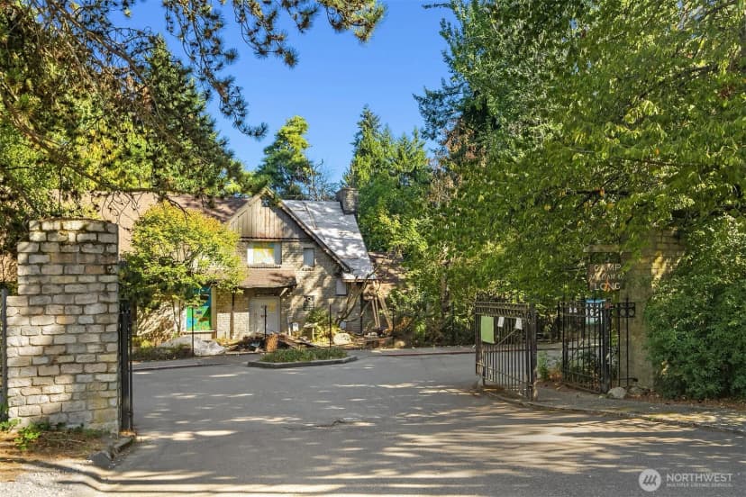 Property photo for 5202 35th Avenue Sw, Seattle photo 31