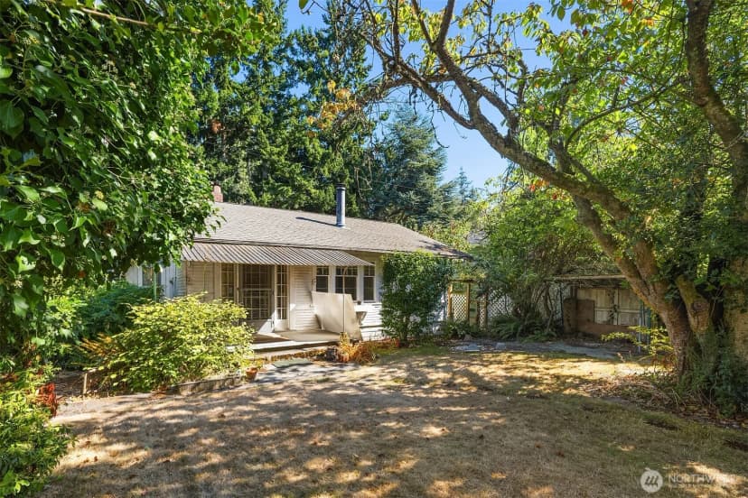 Property photo for 5202 35th Avenue Sw, Seattle