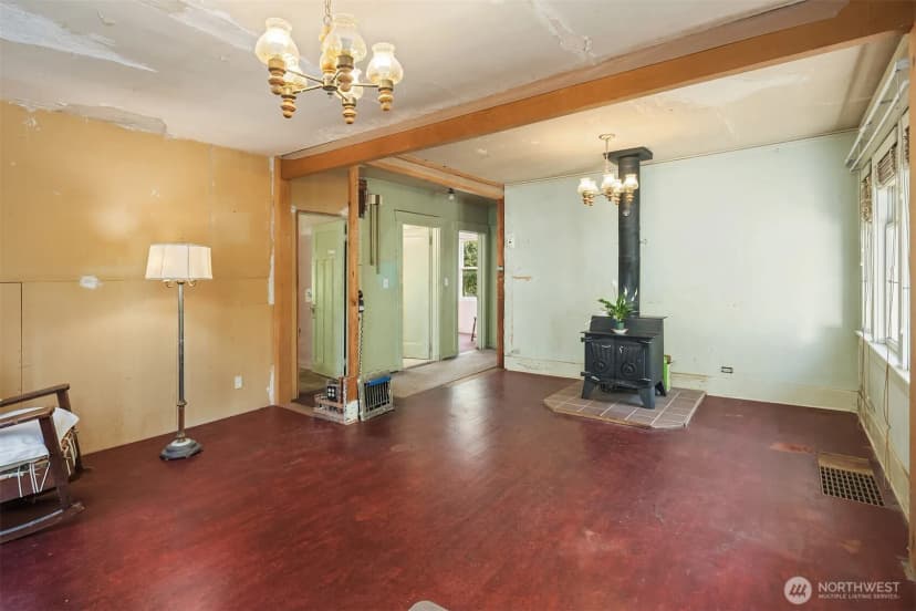 Property photo for 5202 35th Avenue Sw, Seattle photo 14
