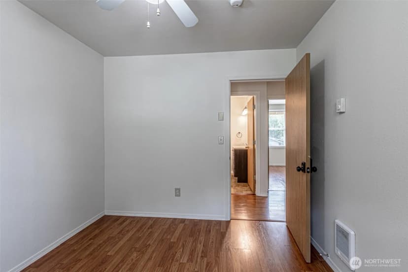 Property photo for 3526 17th Way Se, Olympia photo 16