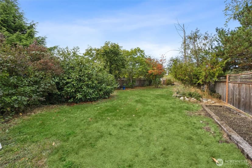 Property photo for 8517 Pepperidge Lane Se, Yelm photo 17
