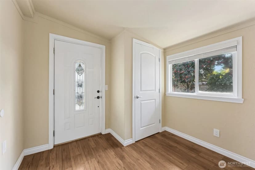 Property photo for 8517 Pepperidge Lane Se, Yelm photo 3