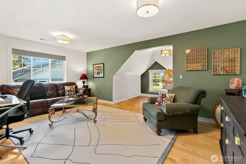 Property photo for 4917 Ne 8th Street, Renton photo 27