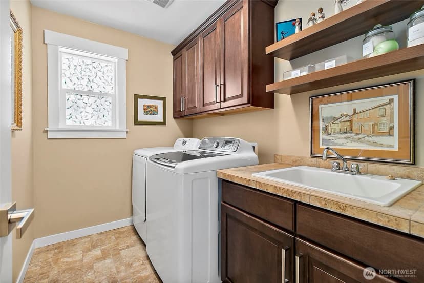 Property photo for 4917 Ne 8th Street, Renton photo 29