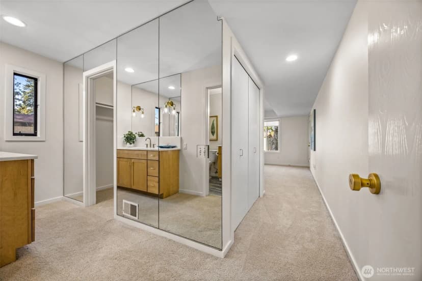 Property photo for 17442 Ne 40th Place #d3, Redmond photo 14
