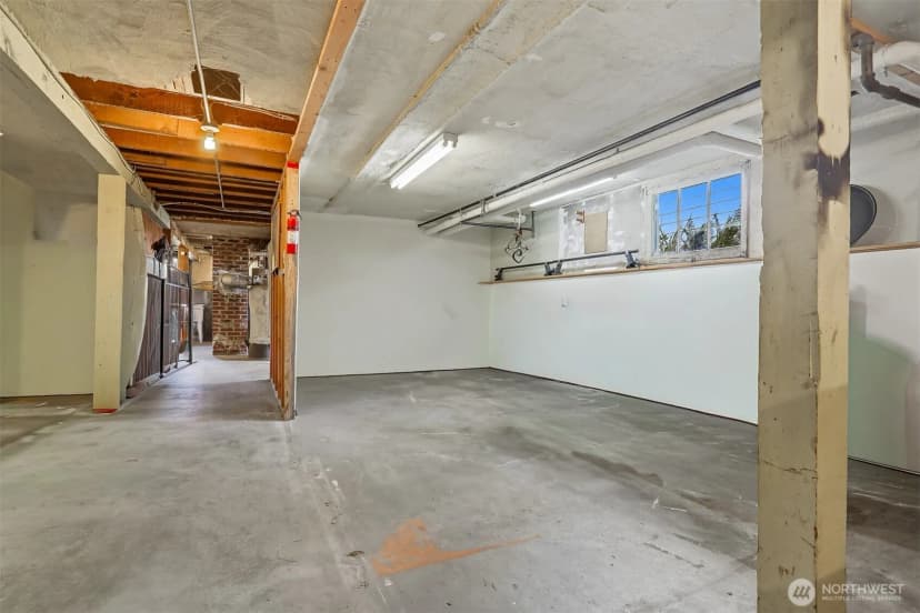 Property photo for 130 & 132 N 77th Street, Seattle photo 31