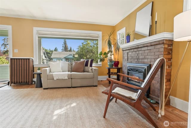 Property photo for 130 & 132 N 77th Street, Seattle photo 4
