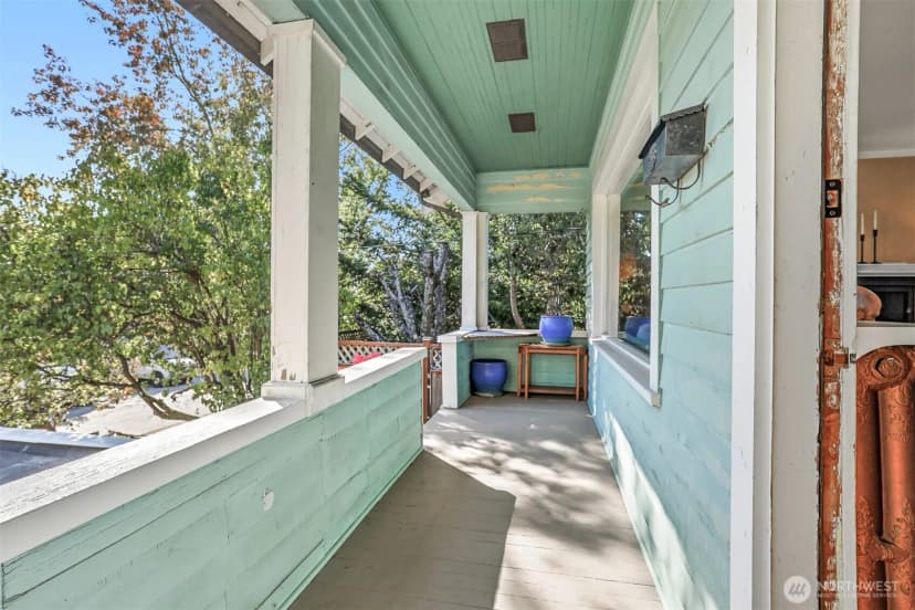 Property photo for 130 & 132 N 77th Street, Seattle photo 15