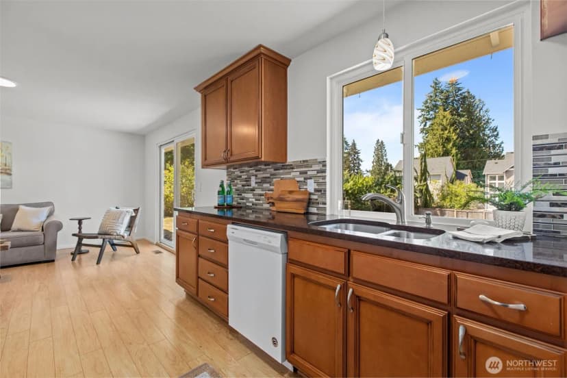 Property photo for 22816 85th Place W, Edmonds photo 18