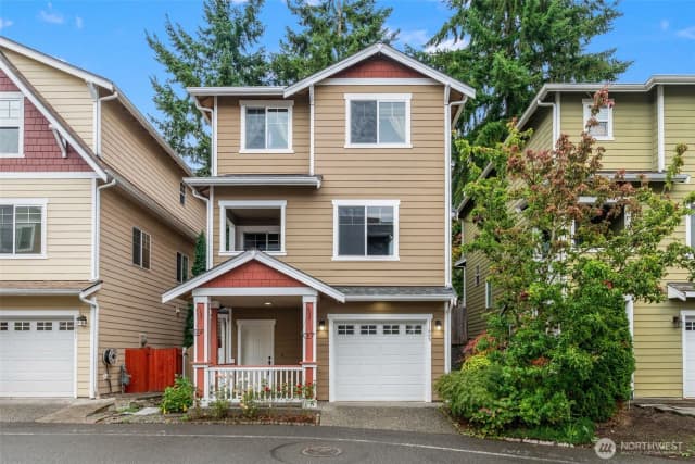 Property photo for 11805 12th Avenue W, Everett