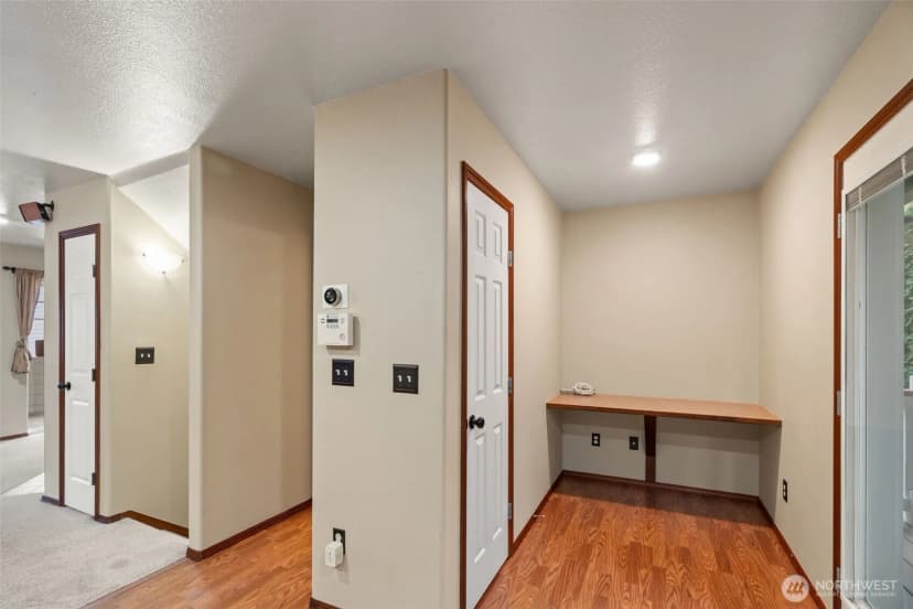 Property photo for 11805 12th Avenue W, Everett photo 11
