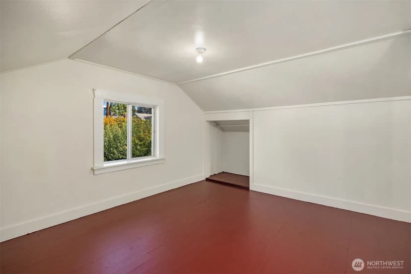 Property photo for 6749 10th Avenue Nw, Seattle photo 18