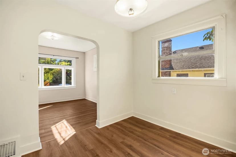 Property photo for 6749 10th Avenue Nw, Seattle photo 6