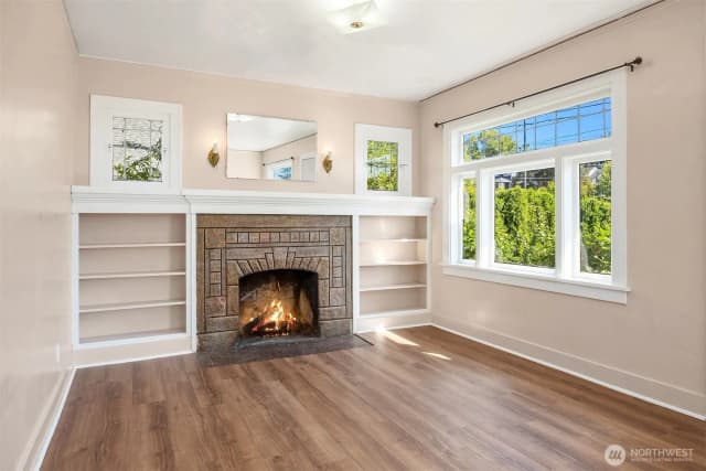 Property photo for 6749 10th Avenue Nw, Seattle photo 3