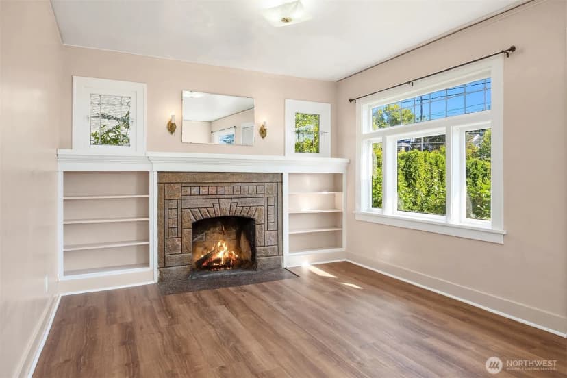 Property photo for 6749 10th Avenue Nw, Seattle photo 3