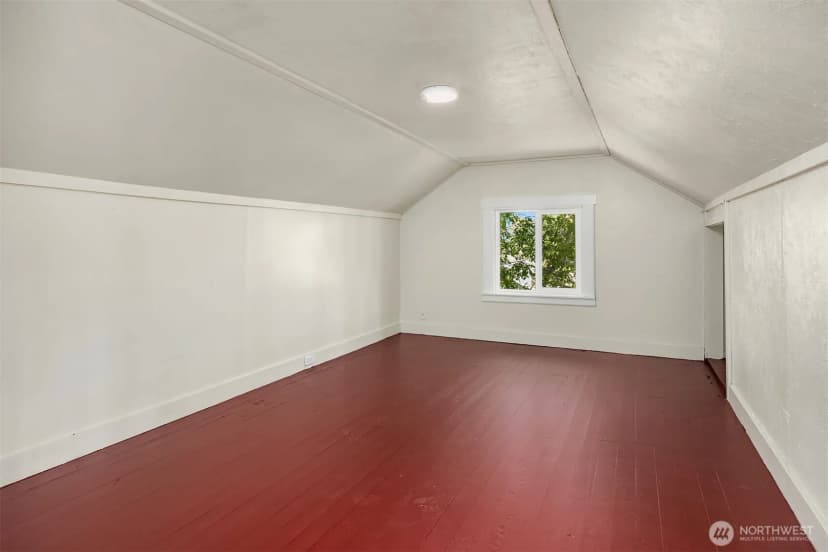Property photo for 6749 10th Avenue Nw, Seattle photo 17