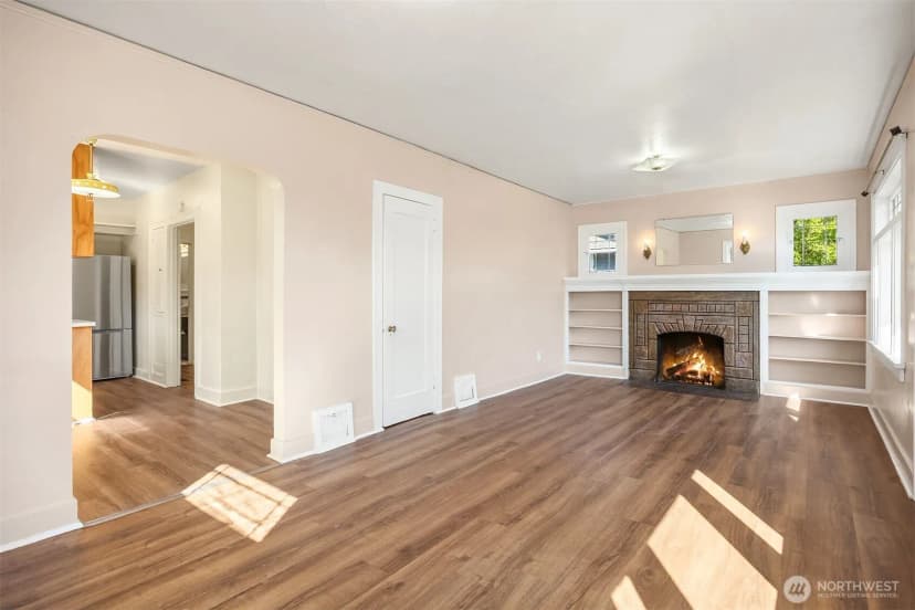 Property photo for 6749 10th Avenue Nw, Seattle photo 5
