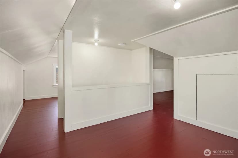 Property photo for 6749 10th Avenue Nw, Seattle photo 15