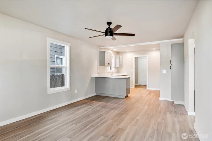 Property photo for 806 N. 4th, Kelso photo 6