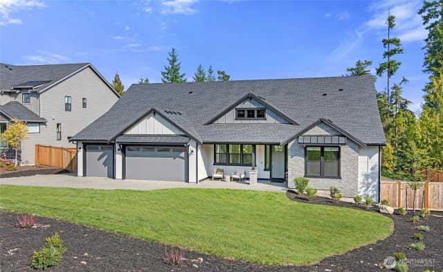 Property photo for 5526 Nw Bonfire Court, Bremerton